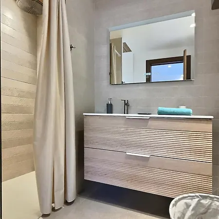 Harmony Modern 5 Etoiles With Pool For 12 People *