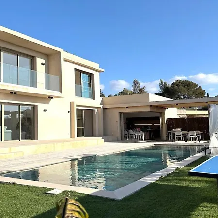 Villa Harmony Modern 5 Etoiles With Pool For 12 People *