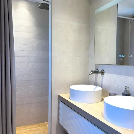 Harmony Modern 5 Etoiles With Pool For 12 People